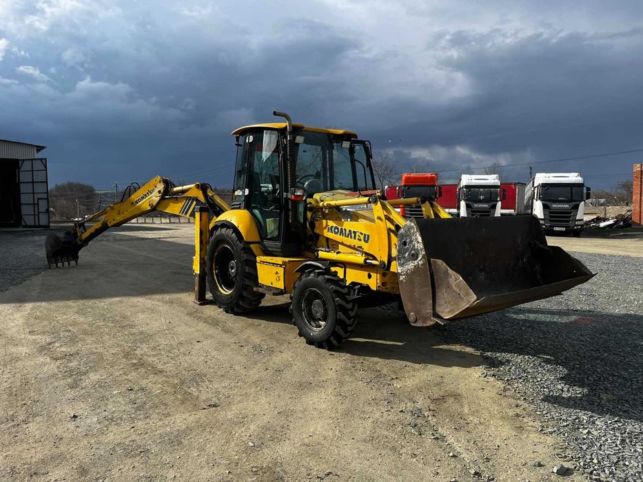 Екскаватор-навантажувач Komatsu WB93R-5, 2007 рік, робочий стан
