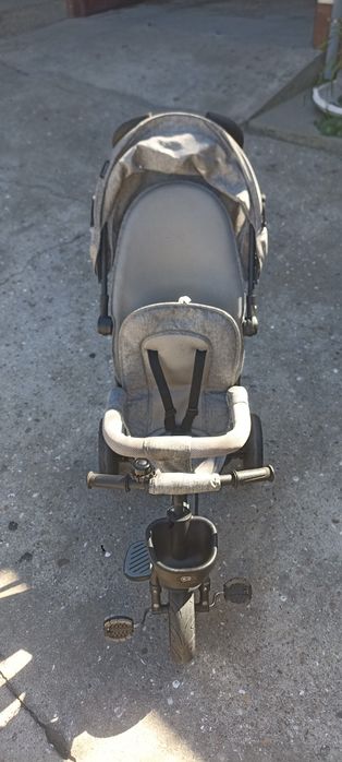 Triciclo em bom estado