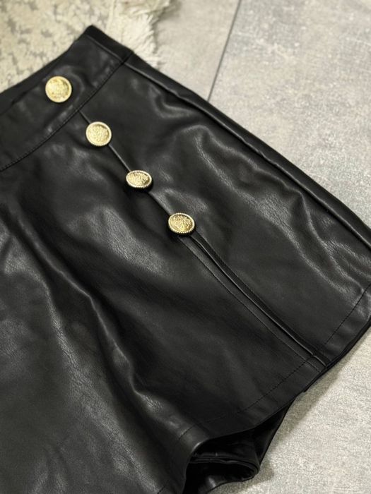 Юбка шорти шкіряна