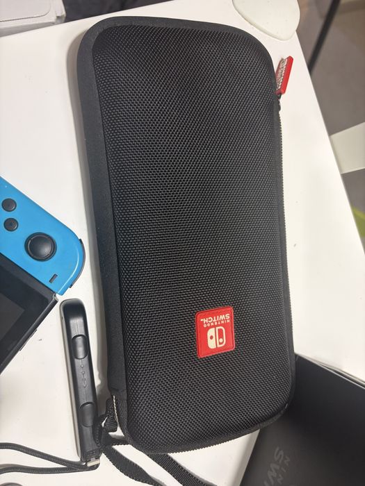Vendo ps4 e nitendo switch