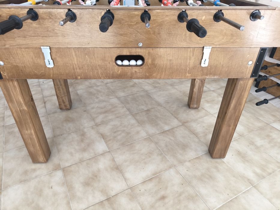 Mesa de Matraquilhos Tradicional em Madeira