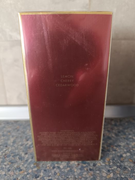 Чудовий жіночий парфум Dolce & Gabbana Q Parfum.