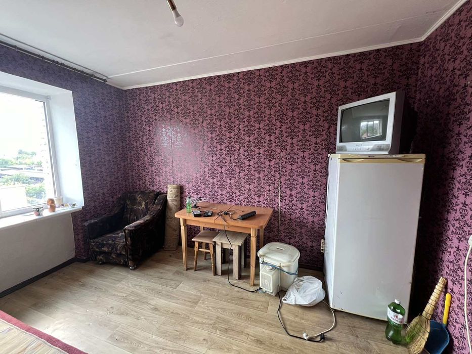 Торг! Кімната в хорошому стані, середній поверх. Мінімальне оф 38866