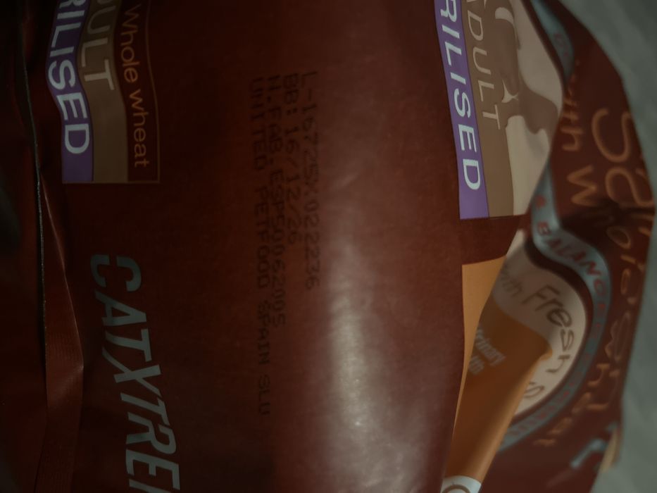 Ração Premium para Gatos Adultos