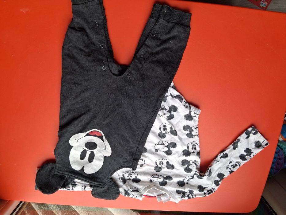 Sprzedam zestawik myszka miki rozmiar 74