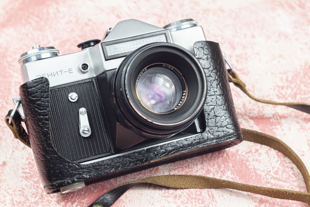 Фотоапарат Зенит Е, в комплекті з Гелиос 44-2