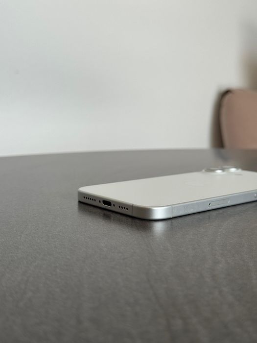 iPhone 16 Plus 256GB Branco | 91% Bateria | Como Novo