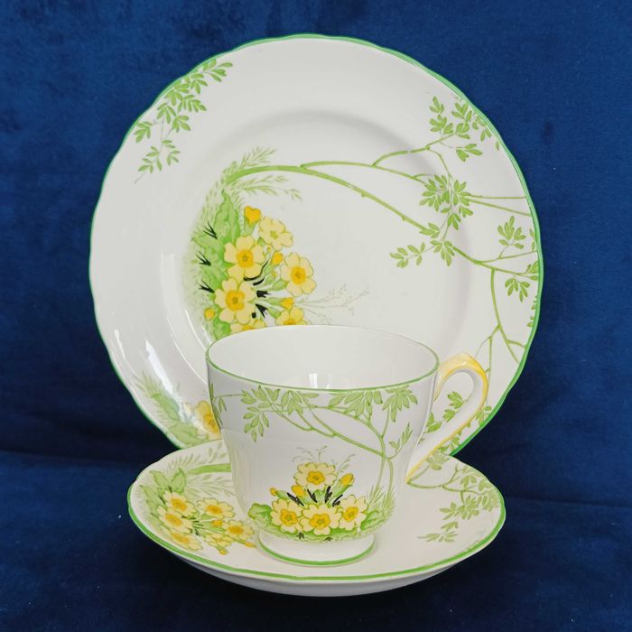 **PIERWIOSNKI**filiżanka porcelana New Chelsea 1936+