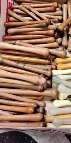 Grande lote de carreteis de tecelagem / retrosaria antigos