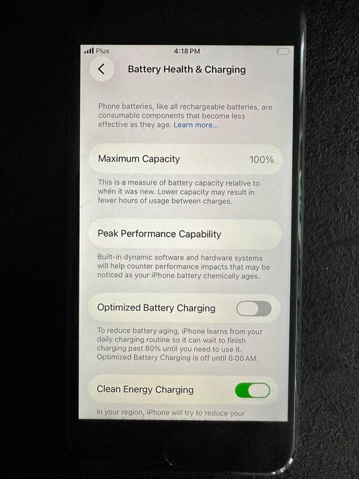 Apple iPhone SE 2020 100% Bateria