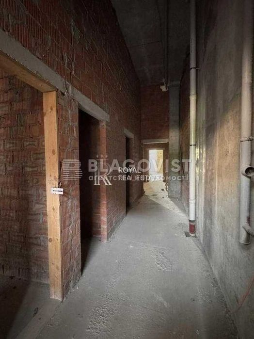 Вигідно! комерційне приміщення ЖК Ярославів .Град Золоті ворота. Центр