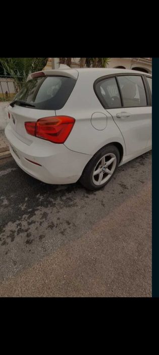 BMW  serie 1 avariado