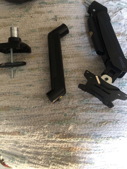 Suporte de monitor para secretaria