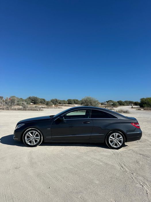 Mercedes-Benz E 200