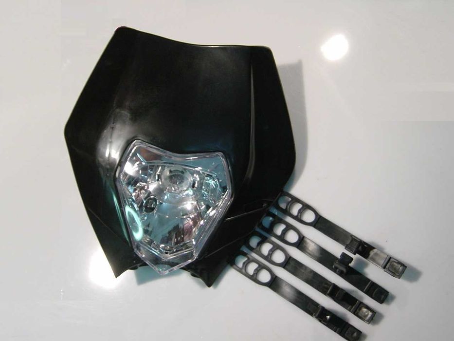 Mica com farol para mota com mínimos, médios e máximos