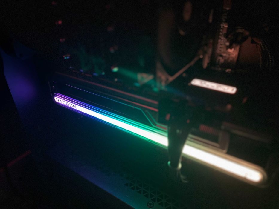 Sapphire AMD Radeon RX 7800 XT Nitro+ 16GB