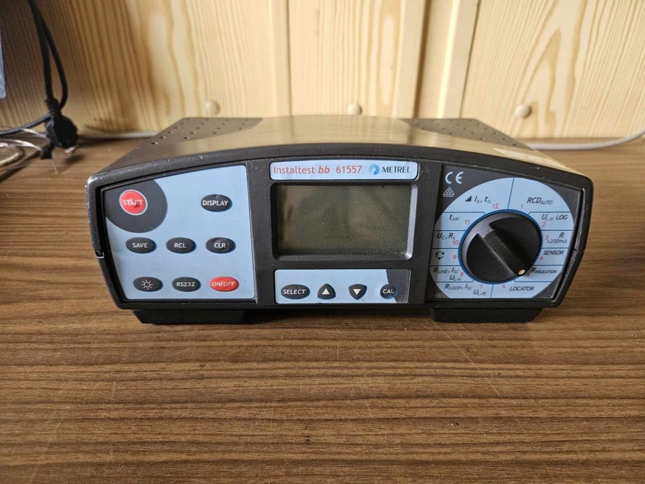 Instaltest BB 61557 – miernik instalacji elektrycznych – stan bardzo d