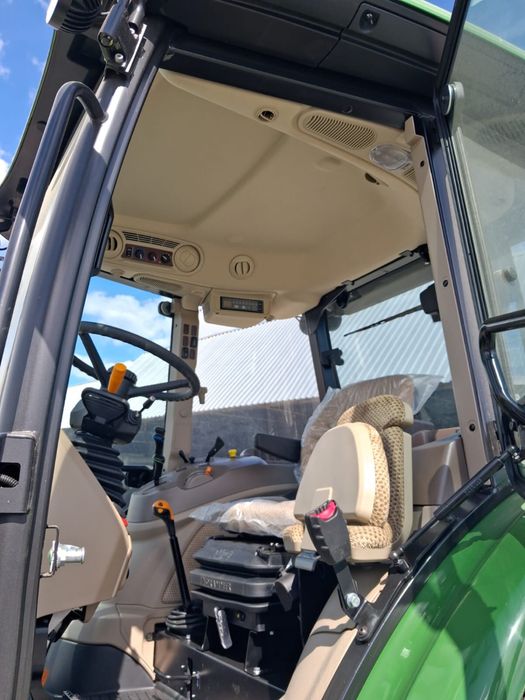 Трактор John Deere 6140B Новий