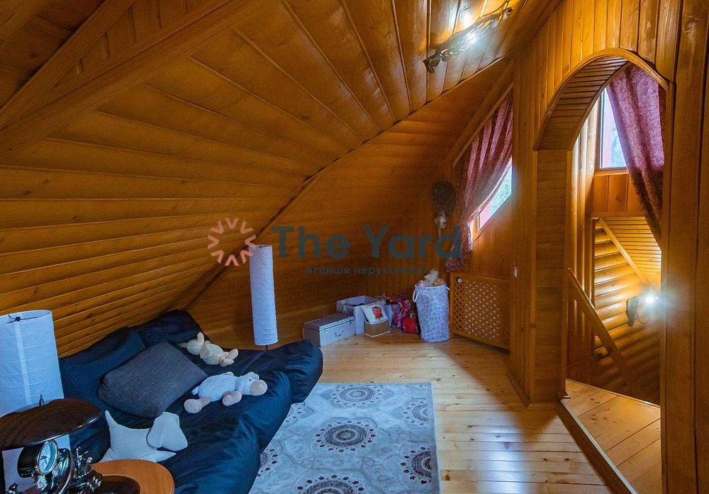 Продаж садиби в с.Верхній Ясенів Верховинський рн Івано-Франківськ обл