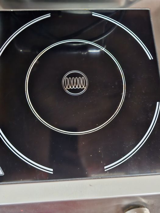 Placa de indução individual