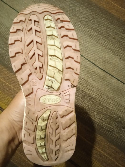 Весняні ботинки для дівчинки,378грн