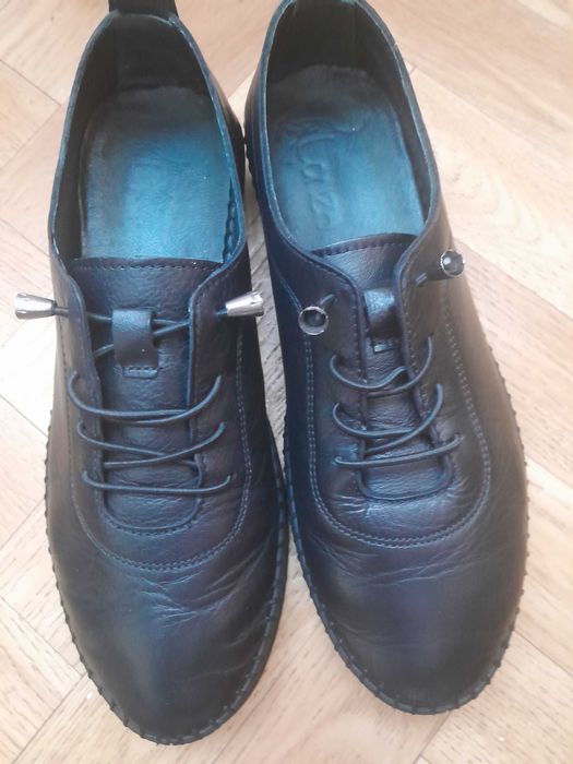 Кросовки кожаные черные женские