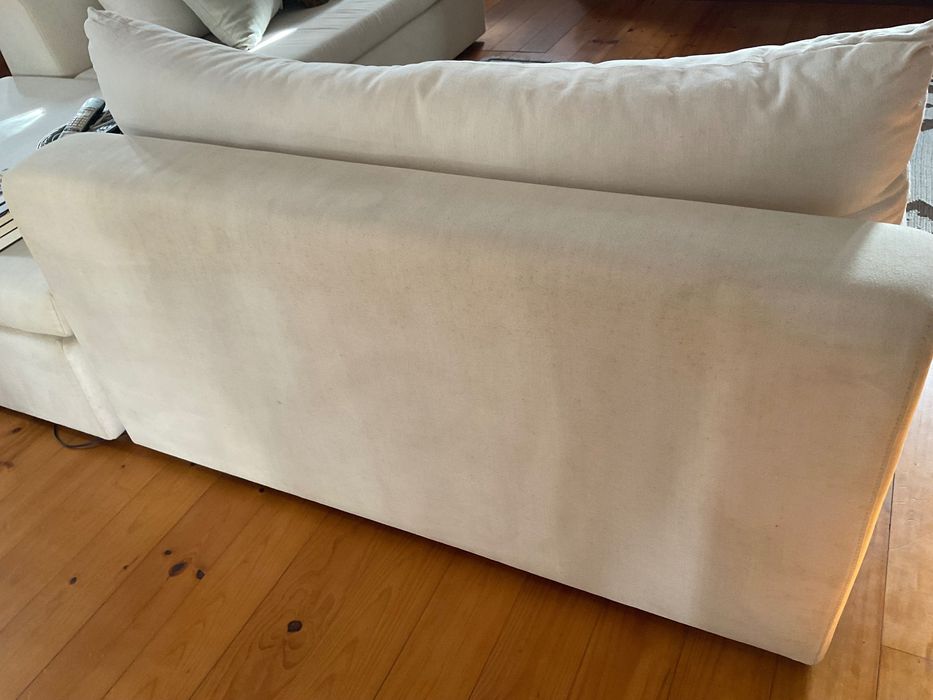 Sofá higienizado e de boa qualidade apto a ser estofado