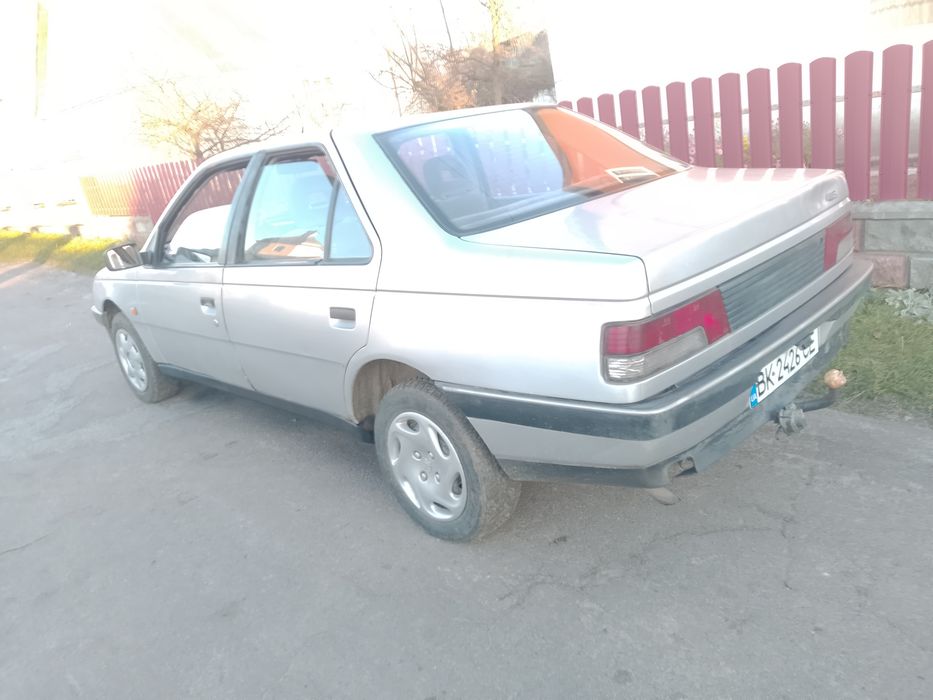 Продам Пежо в нормальному стані