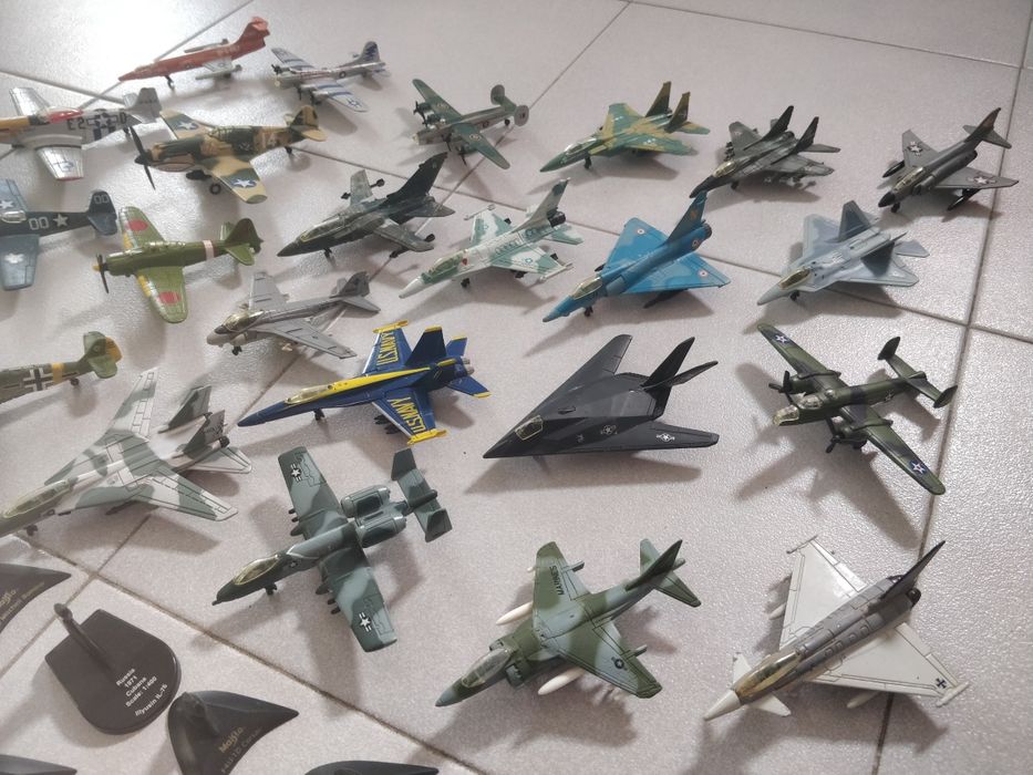 30 avião coleção