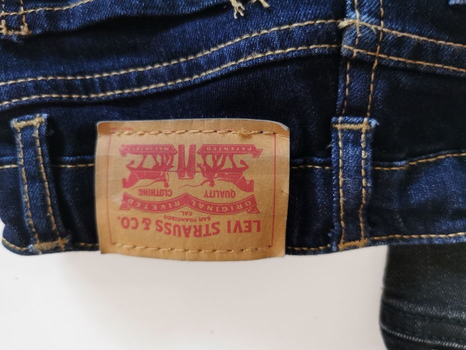 Levis roz 86/92 stan idealny