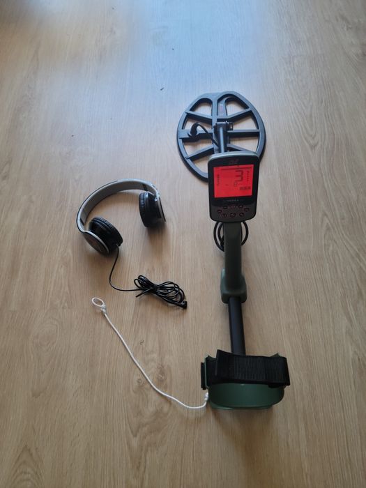 Minelab X-Terra Pro + Headphones