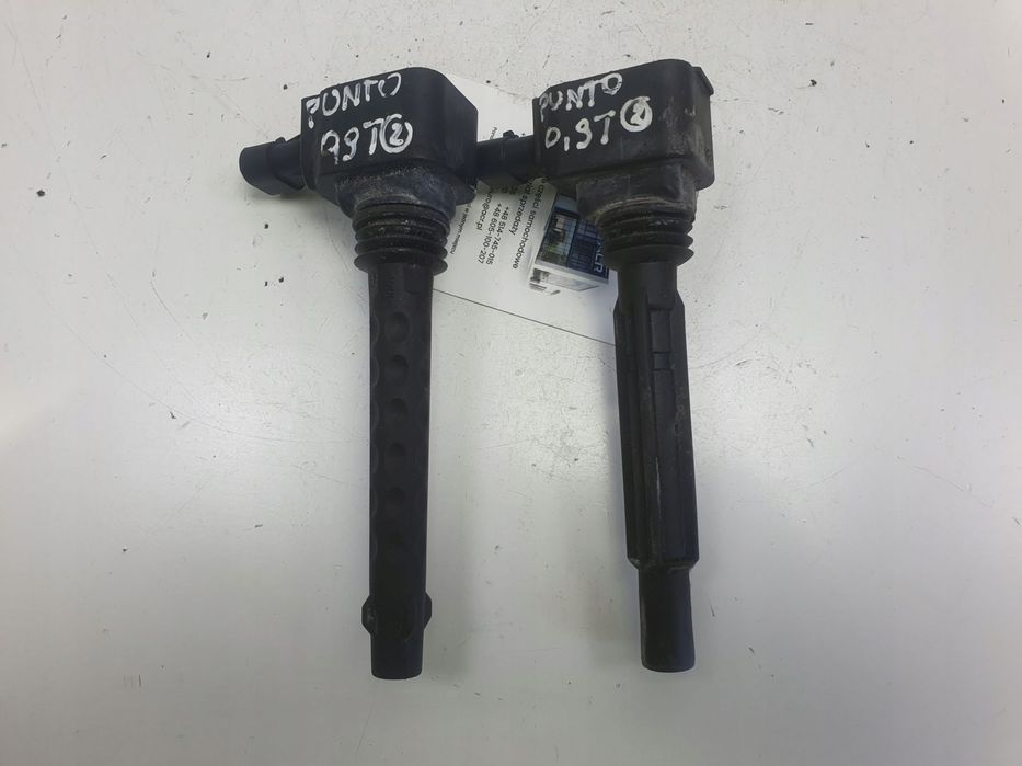 CEWKA ZAPŁONOWA Fiat Punto 0.9 T TwinAir _ 0221504035 bosch