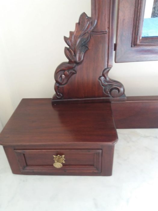 Mobiliario antigo. Antiguidades