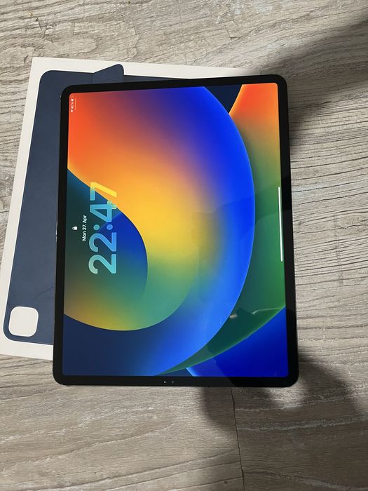 Tablet Ipad pro 12.9 3gen + etui smartfolio