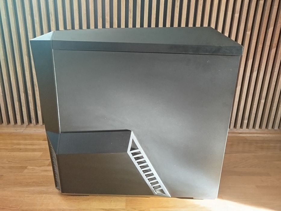 Komputer używany w dobrym stanie