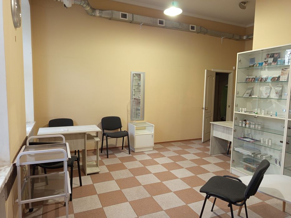 Аренда 121 м.кв. ул. Пастера, фасад.