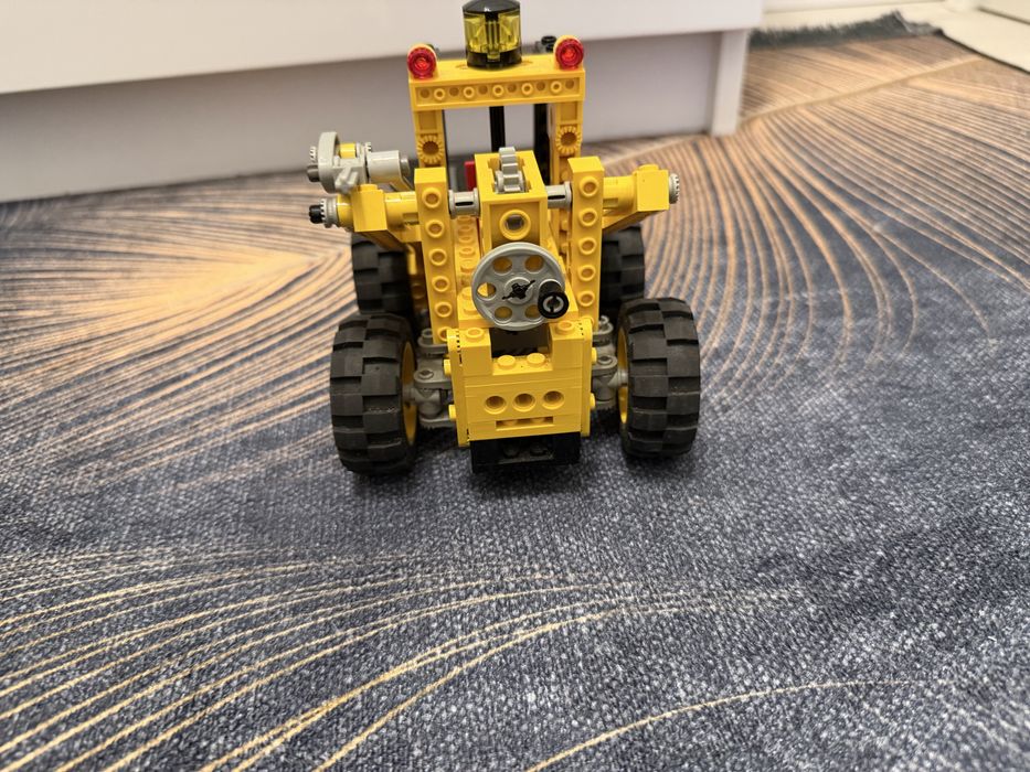 Lego Technic 8235 Front End Loader
