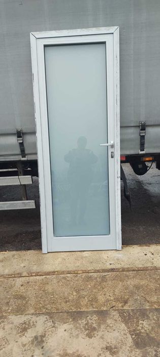 Drzwi 70 prawe alu szkło mat