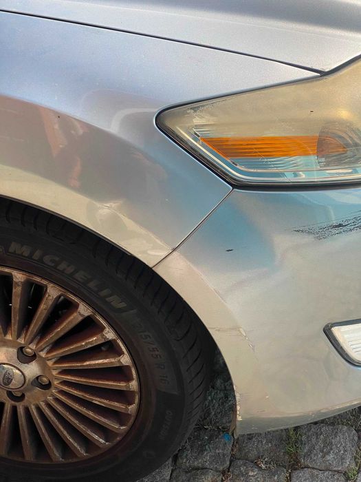 Ford Mondeo SW 1.8 TDCi Titanium  Para Reparar