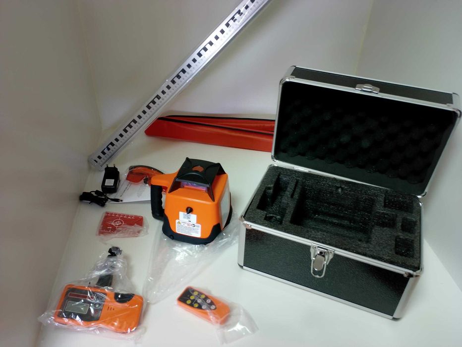 Kit de nível a laser rotativo com tripé ajustável sistema de nível a laser autonivelante para projeção em construção.