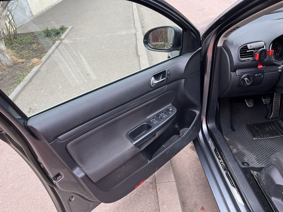 Volkswagen Golf 6 1.6 tdi, STYLE