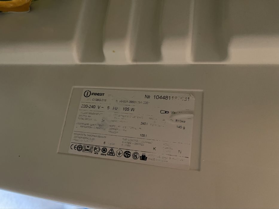 Холодильник INDESIT C138G, б/у в хорошем рабочем состоянии
