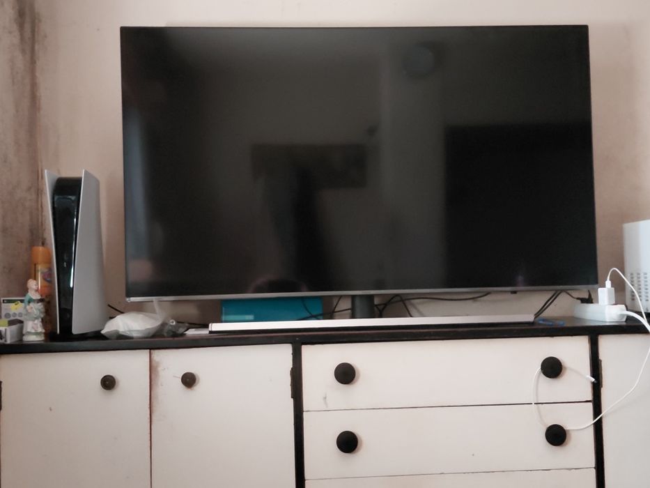 Tv samsung smart tv nu 8005.