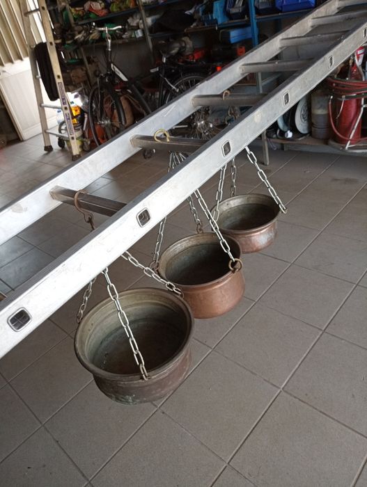 Vasos em cobre para floreira