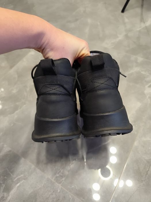 Зимові чоловічі кросівки Staff