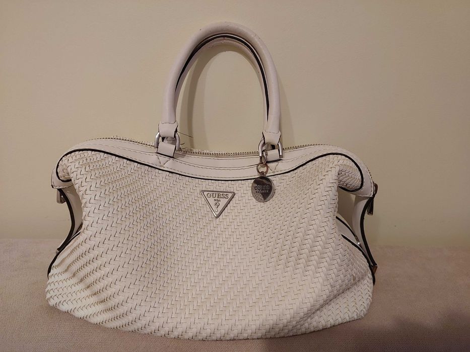 Сумка guess біла