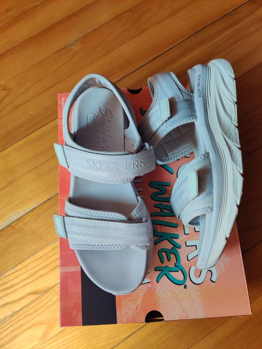 Жіночі босоніжки Skechers р. 38