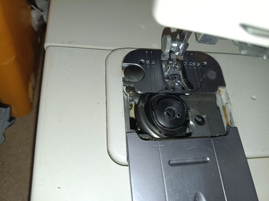 Машина швейн. . .