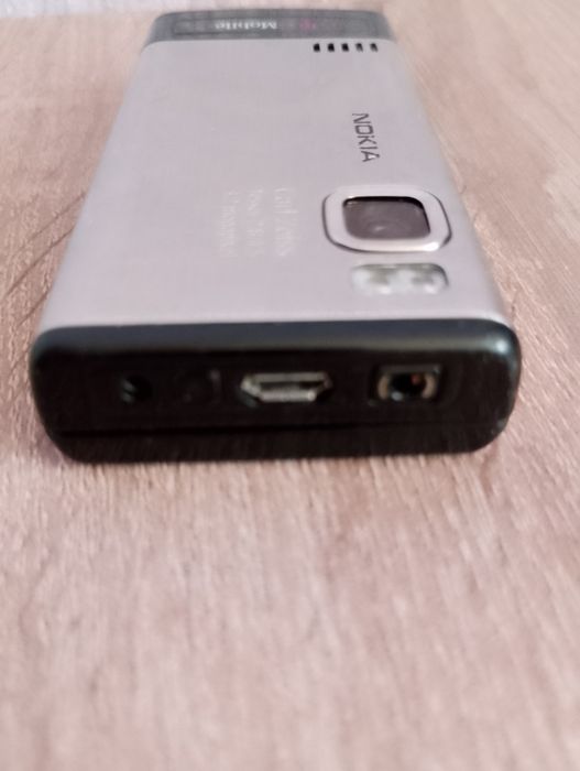 Телефон Nokia 6500slide