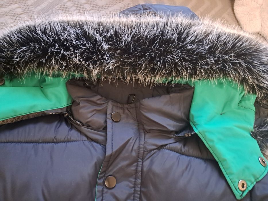 Продам зимнюю курточку на мальчика